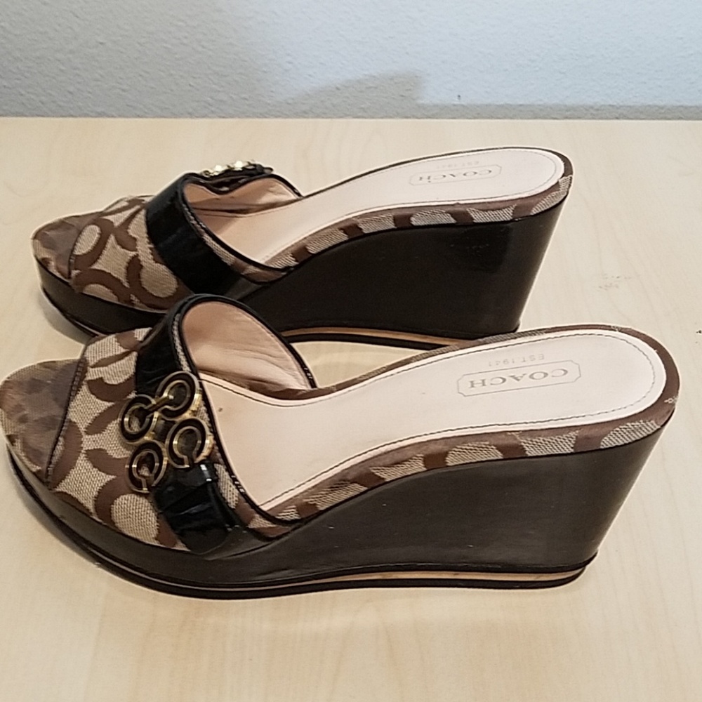 coach wedge platform sandals size 7